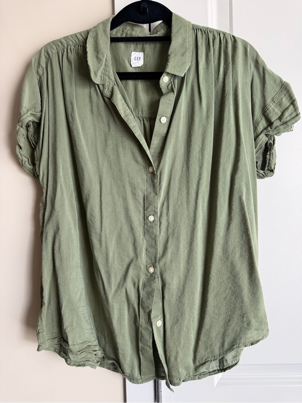GAP Olive Green Short Sleeve Button-Down Shirt